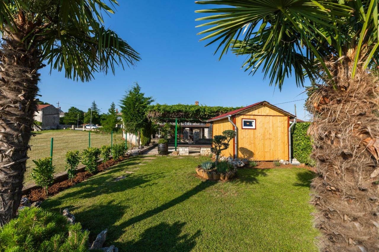 Holiday Home Ana Kanfanar Εξωτερικό φωτογραφία