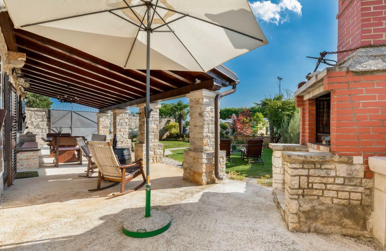 Holiday Home Ana Kanfanar Εξωτερικό φωτογραφία
